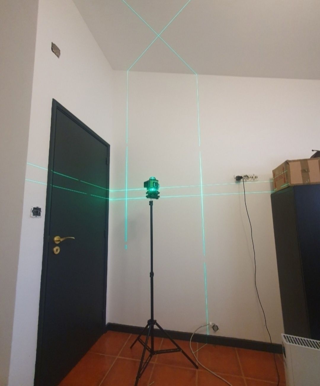 Nível laser 16 linhas com tripé