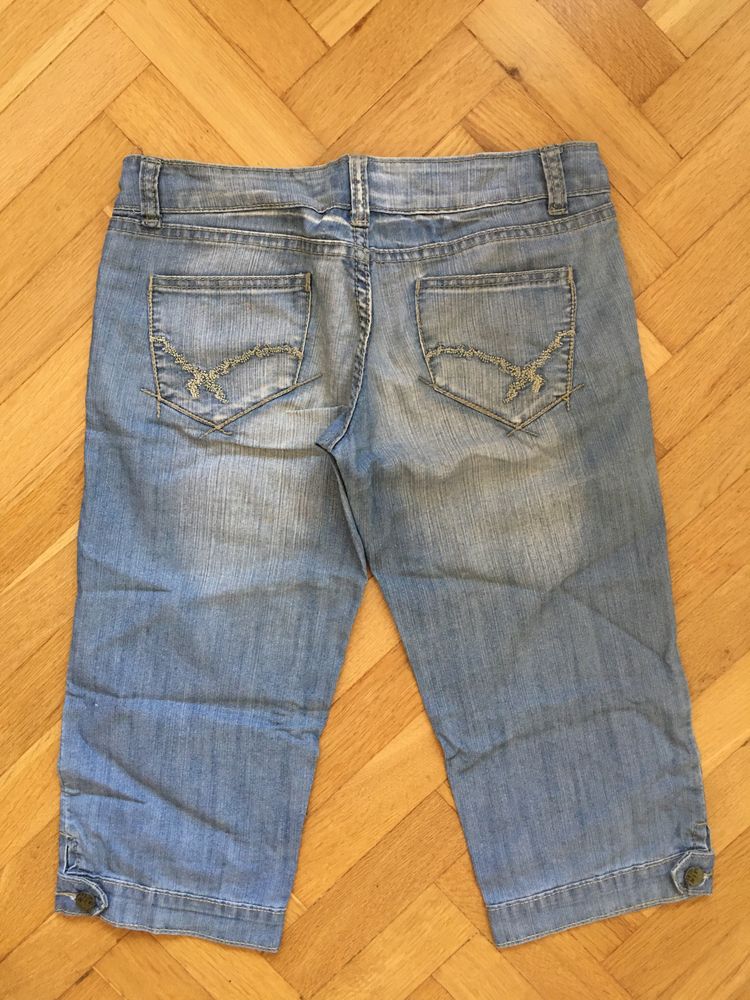Krótkie spodenki/spodnie/jeansy r.M