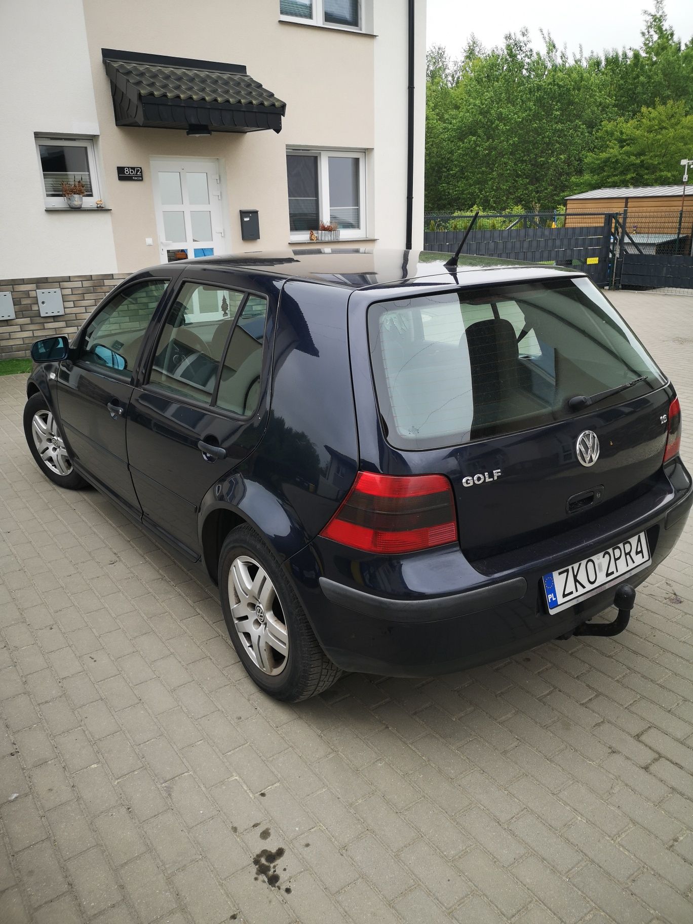 Volkswagen golf IV  1,6 benzyna, nowy rozrzad i olej, długie opłaty
