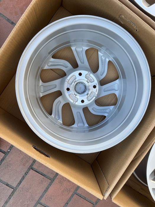 4xfelga aluminiowa 16” OPEL Crossland (4x108 ET20) - nowe
