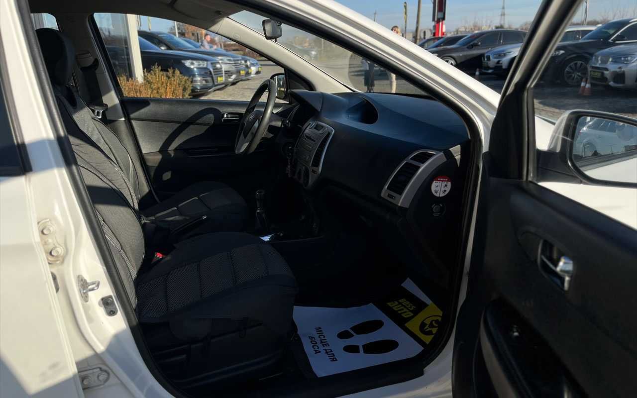 Hyundai i20 2012