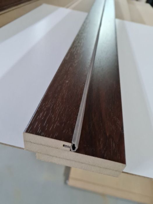 Коробка, лиштва, добор для міжкімнатних дверей