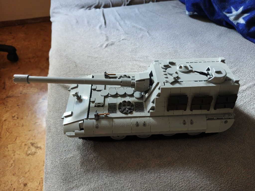Cobi jagdpanzer E100