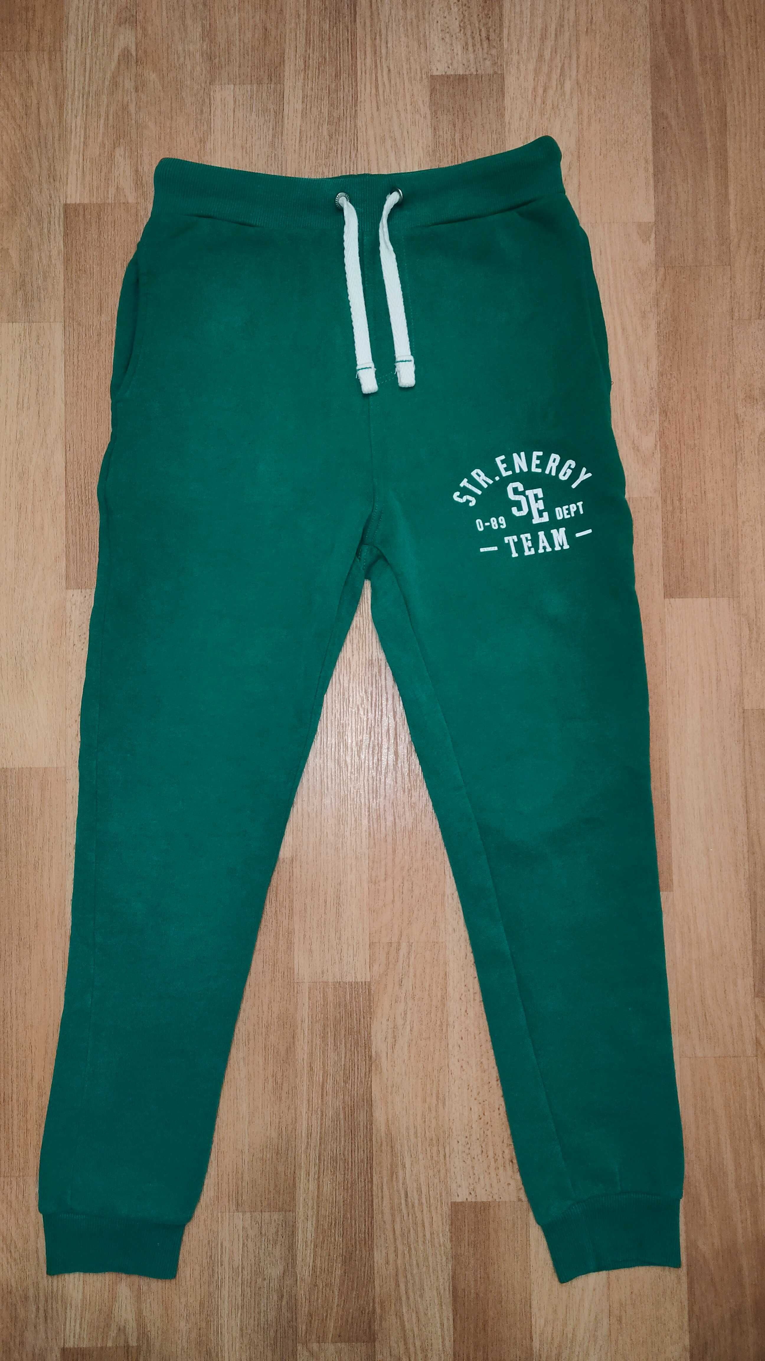 Spodnie Dresowe Zielone Ciepłe Reserved 152