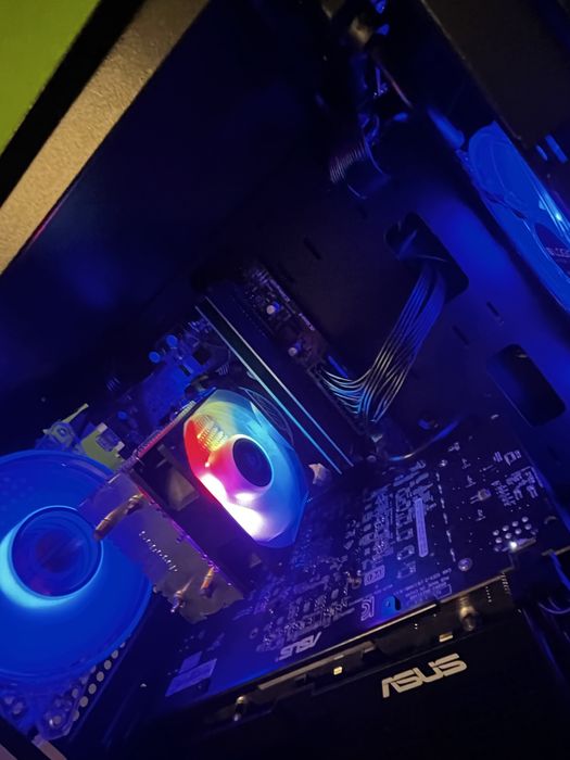 Komputer stacjonarny