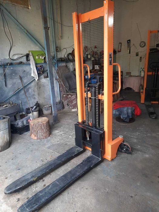 Гідравлічний штабелер INSTOR