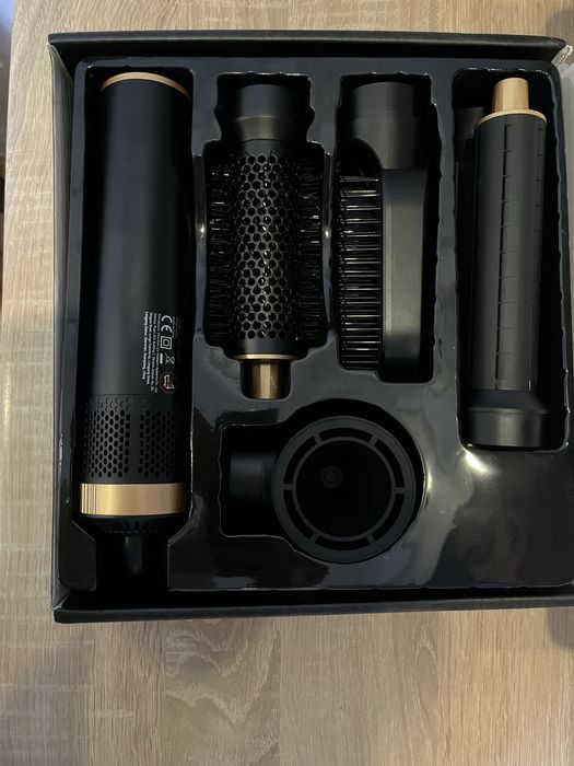 Продам повністю новий дайсон