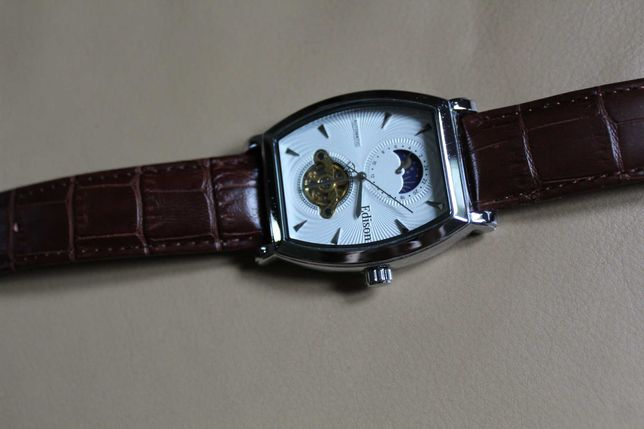 Zegarek EDISON AUTOMATIC jak nowy, skórzany pasek.