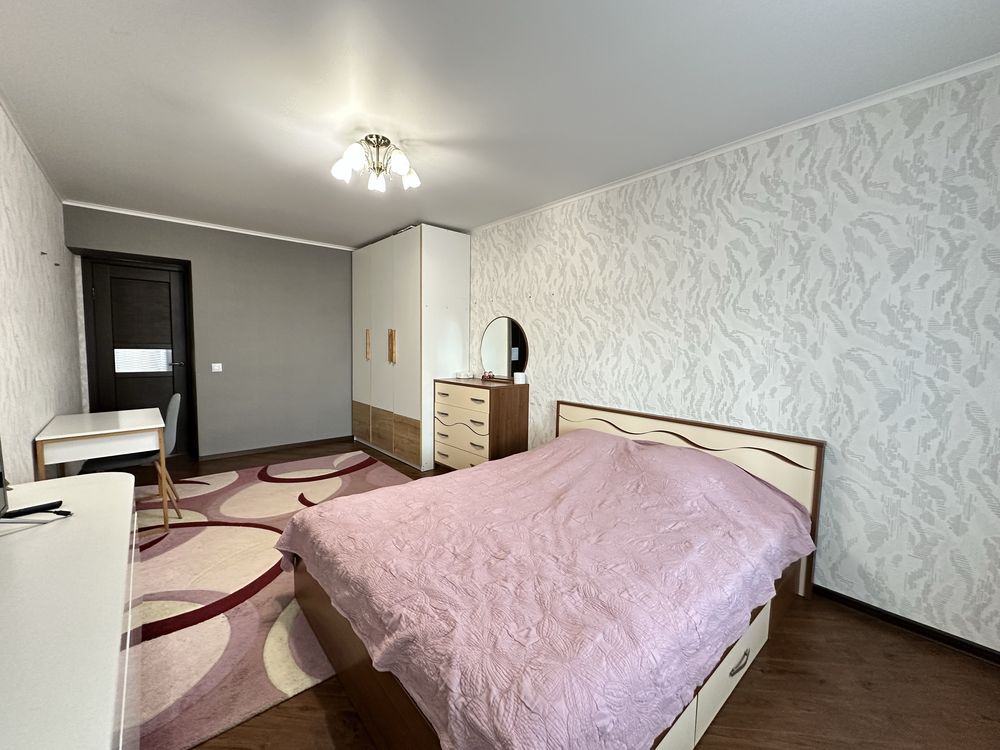 2 кім кв. 72м з ремонтом в новобудові вул. 1 Травня