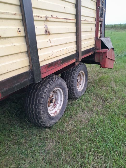 Rozrzutnik obornika wapna  stoll 10t sprzedam zamienię