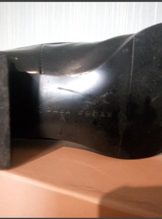 Демисезонные ботинки Zara