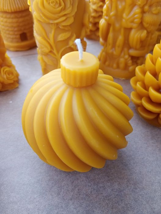 Świece z wosku pszczelego