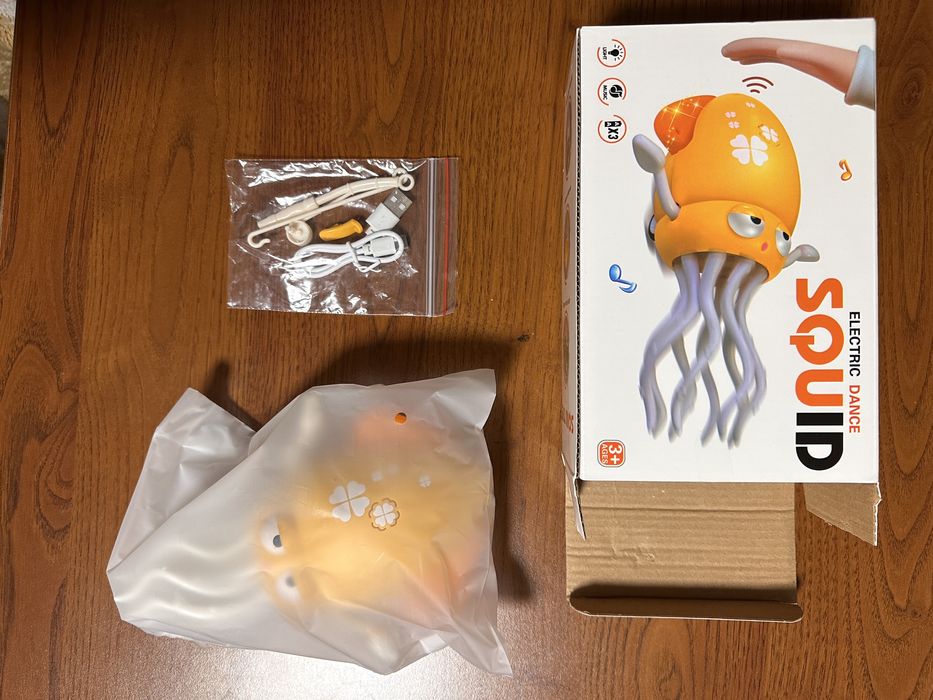 Нова іграшка для діток 0+