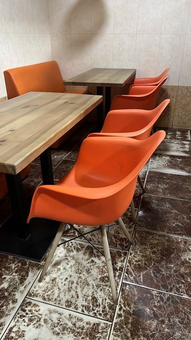 Дивани офисні для кафе баров дома