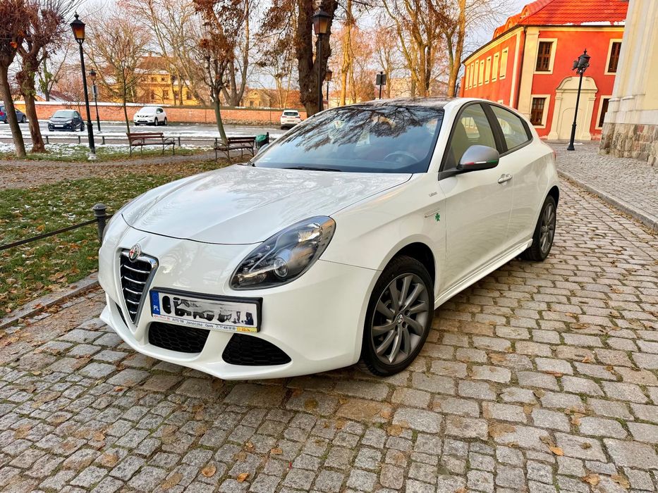 Alfa Romeo Giulietta 1.4 120KM Veloce/Salon PL/ 2-gi właściciel/Nowe opony/Ładny/Bdb stan