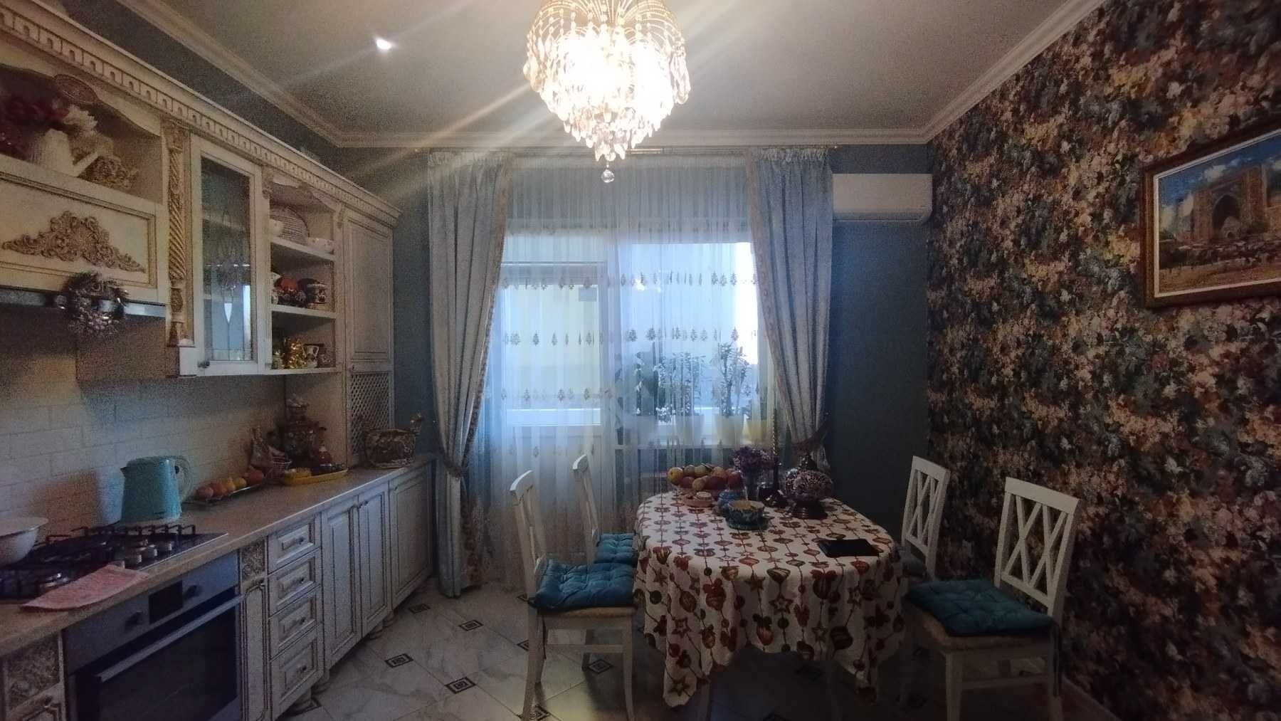 Продається 2-кімнатна квартира, мкр-н Минай
Код: 24597