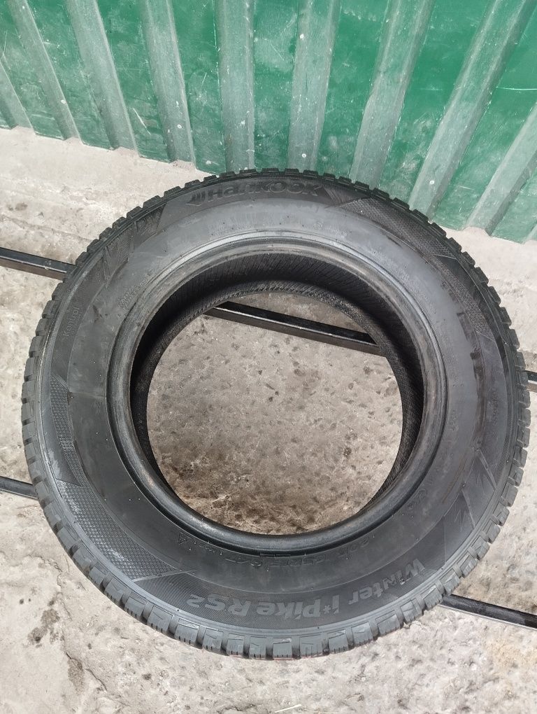 Одна зимова шина Hankook 205/65/15