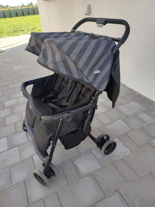 Wózek spacerowy dwuosobowy bliźniak