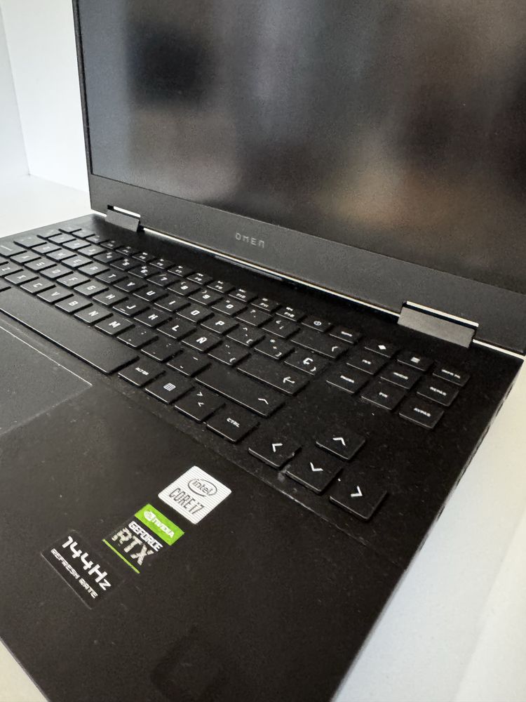 Portátil HP Intel 7 10750h rtx 2060
