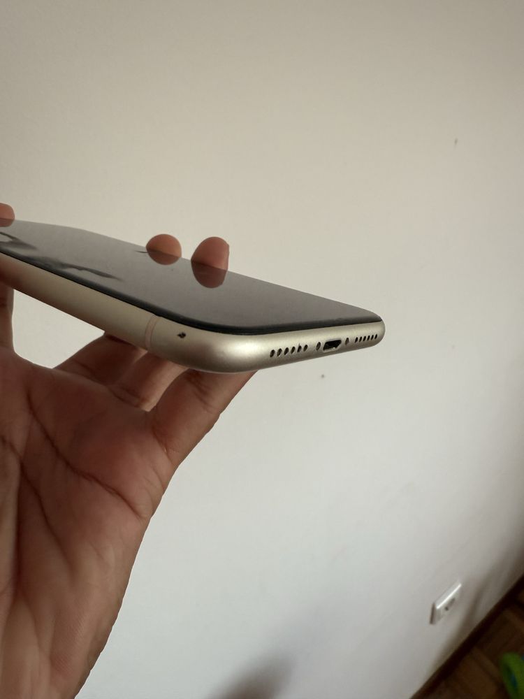 Iphone 11 branco