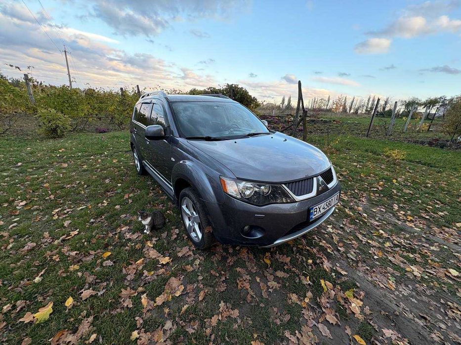 Продам аутлендер XL
