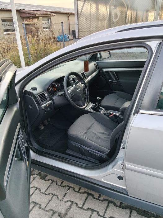 Sprzedam Opla Vectrę C 1.9 CDTI 120km