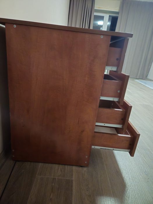 Продам стіл письмовий