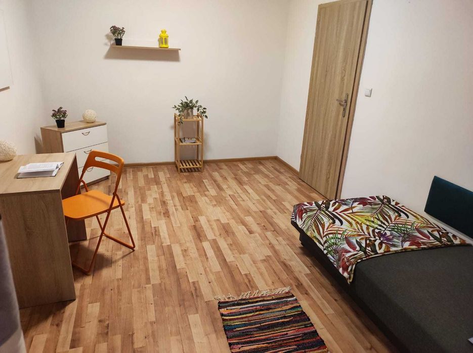 Ładny duży pokój w mieszkaniu  w centrum Rzeszowa