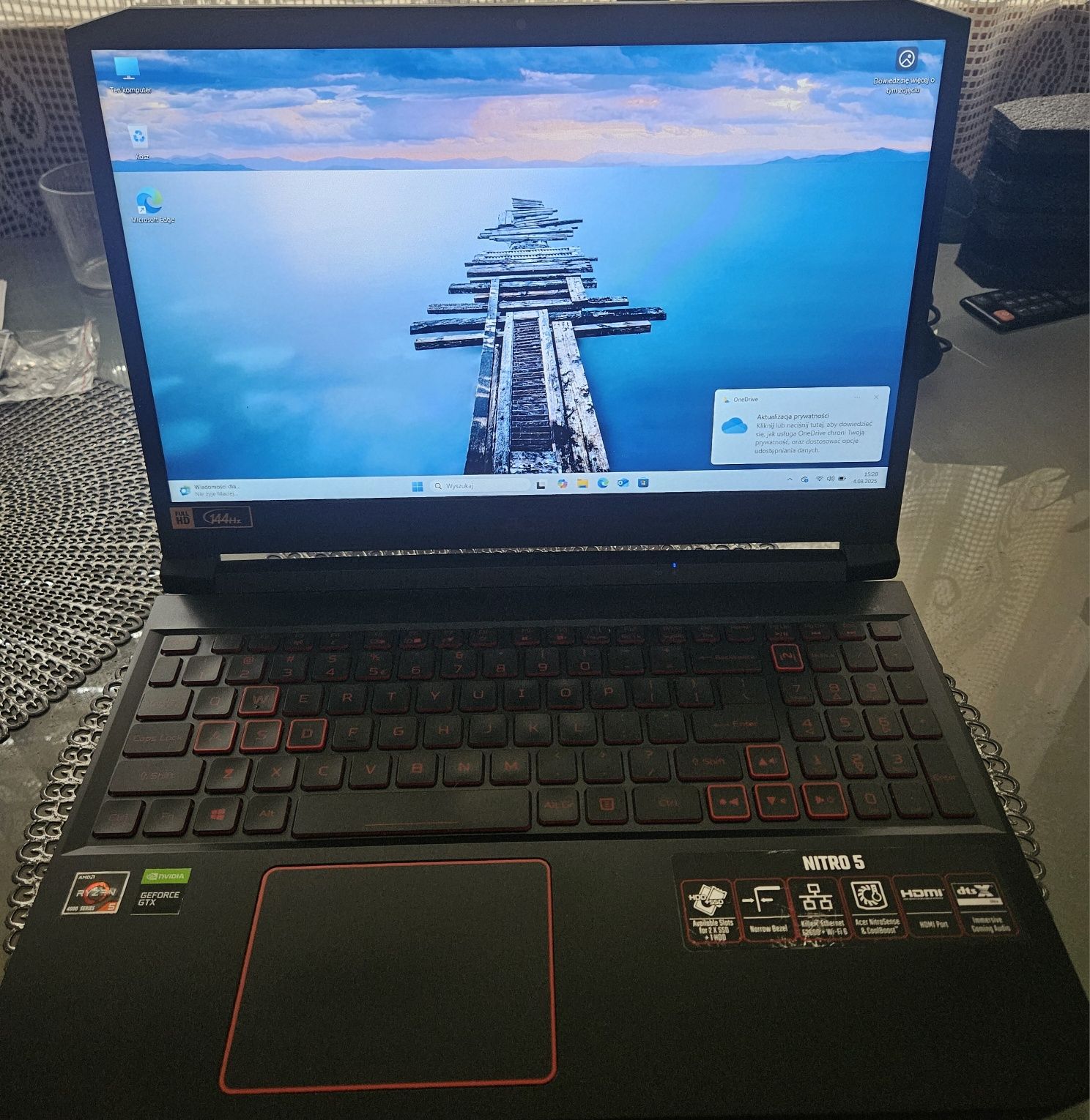 Acer Nitro 5 – Ryzen 5 / 24 GB RAM / GTX 1650 Ti / SSD 512 GB + HDD 1