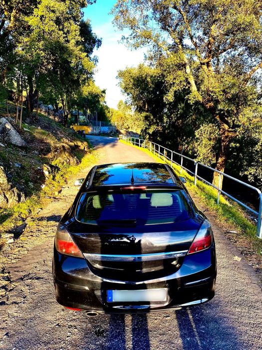 Opel Astra GTC 1.7 CDTi