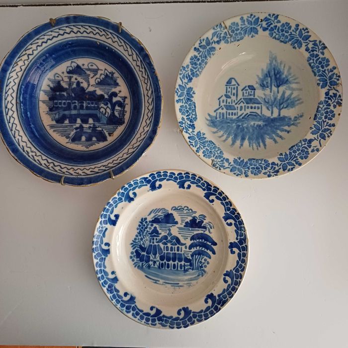 Pratos de faiança casas