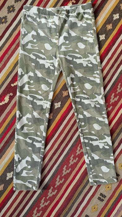 Spodnie legginsy moro Zara rozmiar 140