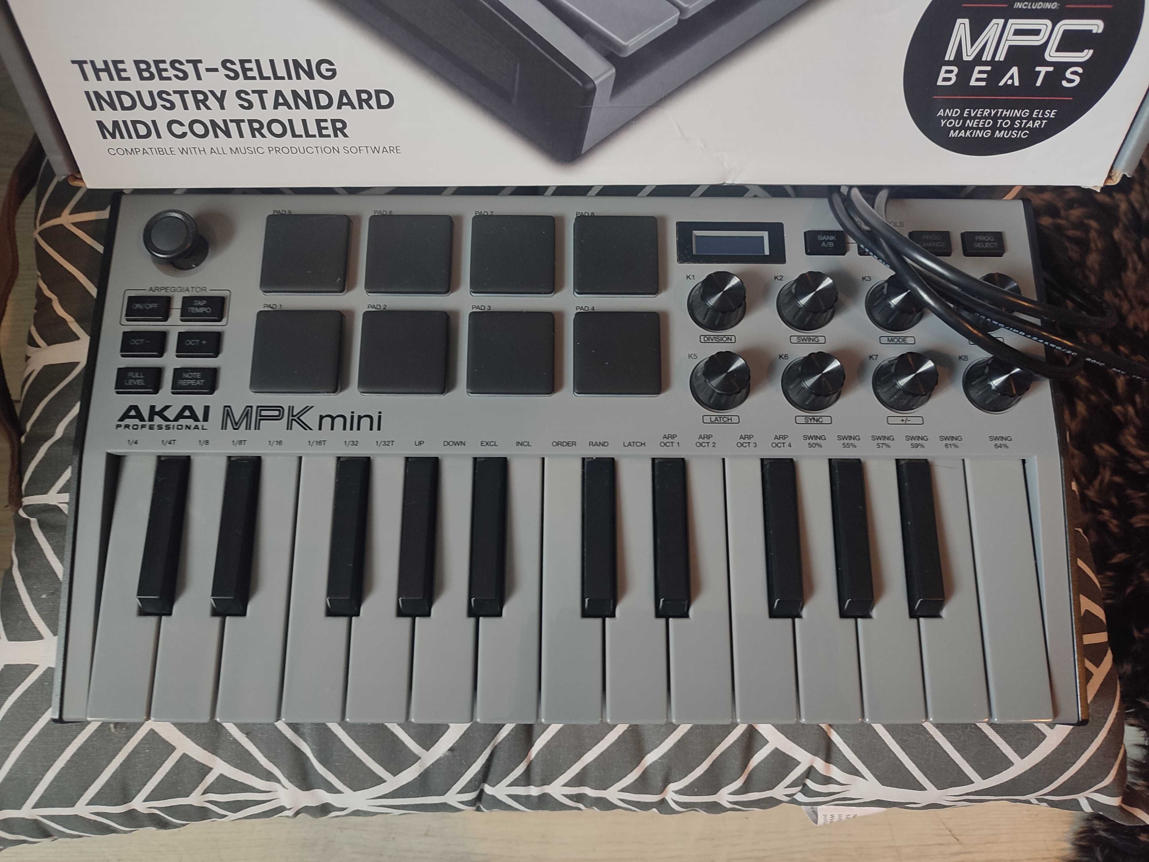Akai MPK midi mini mk3