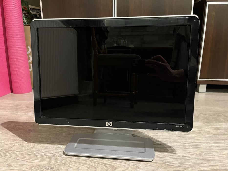 Monitor HP LCD 19 cali