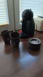 Nescafe Dolce Gusto expres na kapsułki + filiżanki dinera  Ikea 4szt