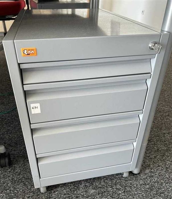 Kontener metalowy pod biurko 43x 57x 59 cm zamykany. Posiadam 3 sztuki