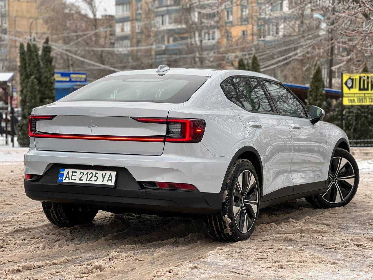 Електромобіль Polestar 2 (2023 модельного року) - 6000км. FWD.