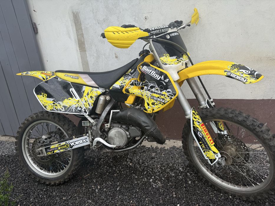 Cross suzuki rm125