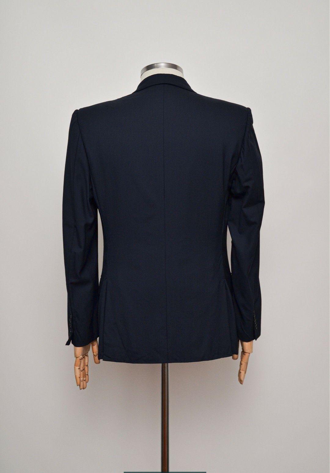 Продам двубортный пиджак Brioni