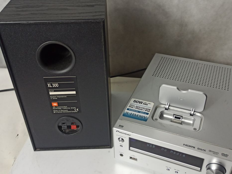Pioneer X-HM30 Odtwarzacz DVD USB HDMi  ze wzmacniaczem + FM + Kolumny