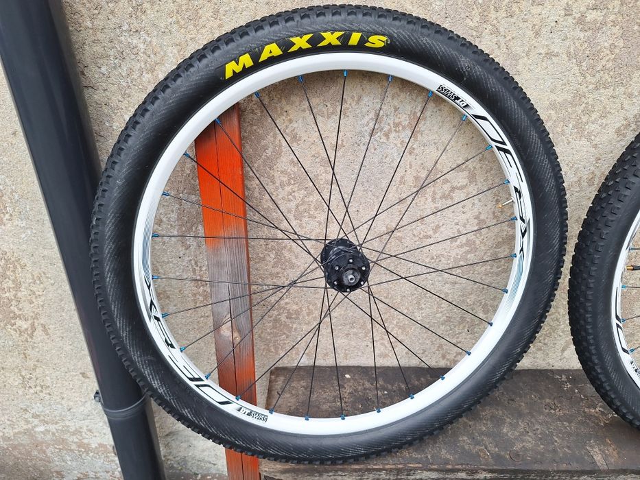 Koła Dt Swiss XR1800 z oponami Maxxis Ikon