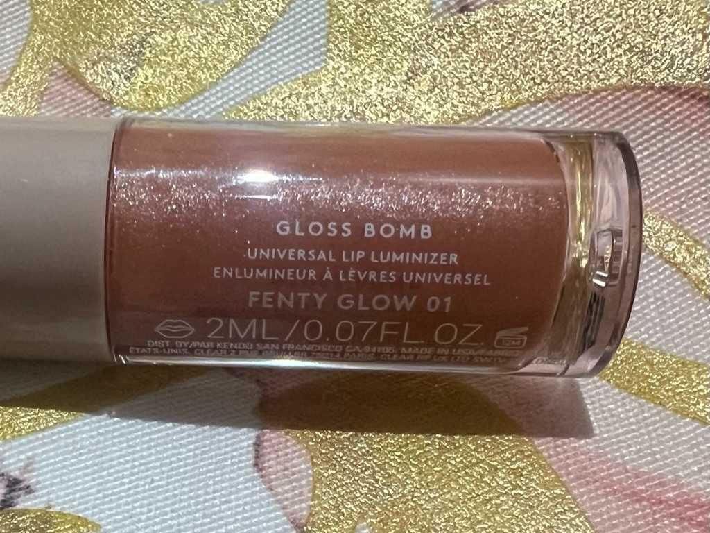 Fenty Beauty Gloss Bomb Universal Lip Luminizer błyszczyk mini travel