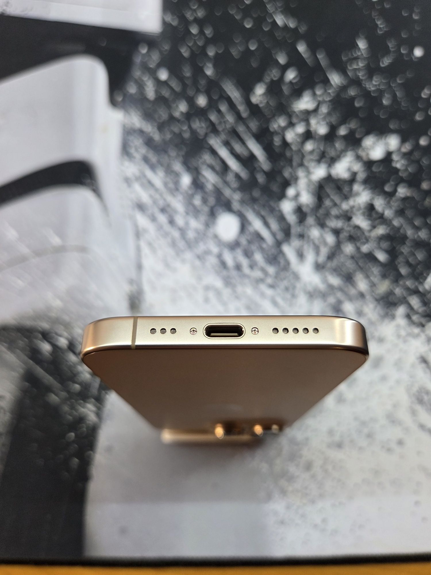 iPhone 16 Pro 128 Gb Desert Titanium NEW