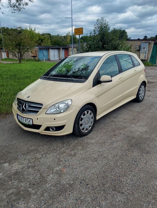 Mercedes B classa.