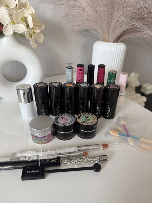 Zestaw do robienia manicure/paznokci hybrydowych