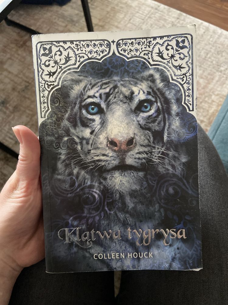Klątwa tygrysa colleen houck literatura mlodziezowa