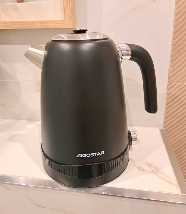 Czajnik Elektryczny Aigostar Regulacja Temperatury Mały Defekt Osłony
