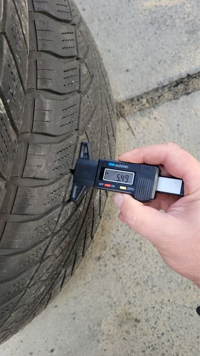 Шини Goodyear 255/55 R18,