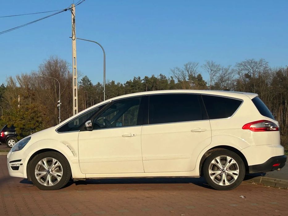 Ford S-Max FORD S-max w bardzo bogatej wersji wyposażenia 7-osobowy, faktura VAT.