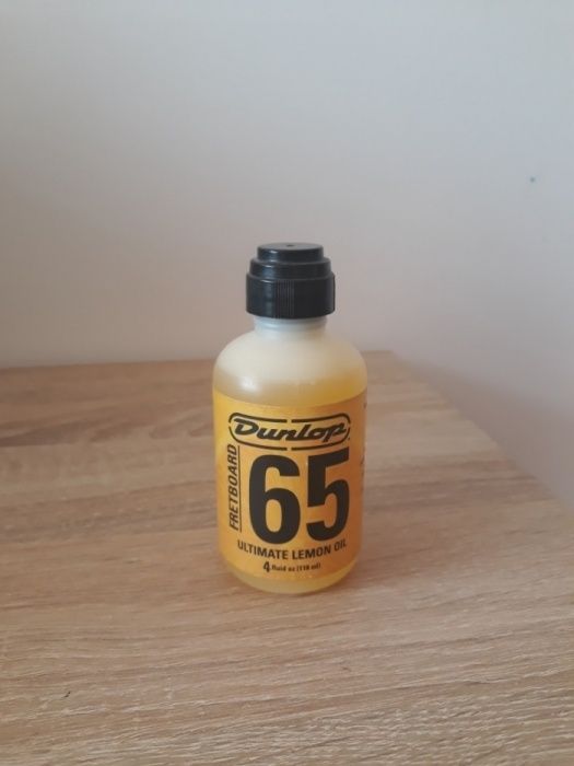Dunlop 65 Ultimate Lemon oil